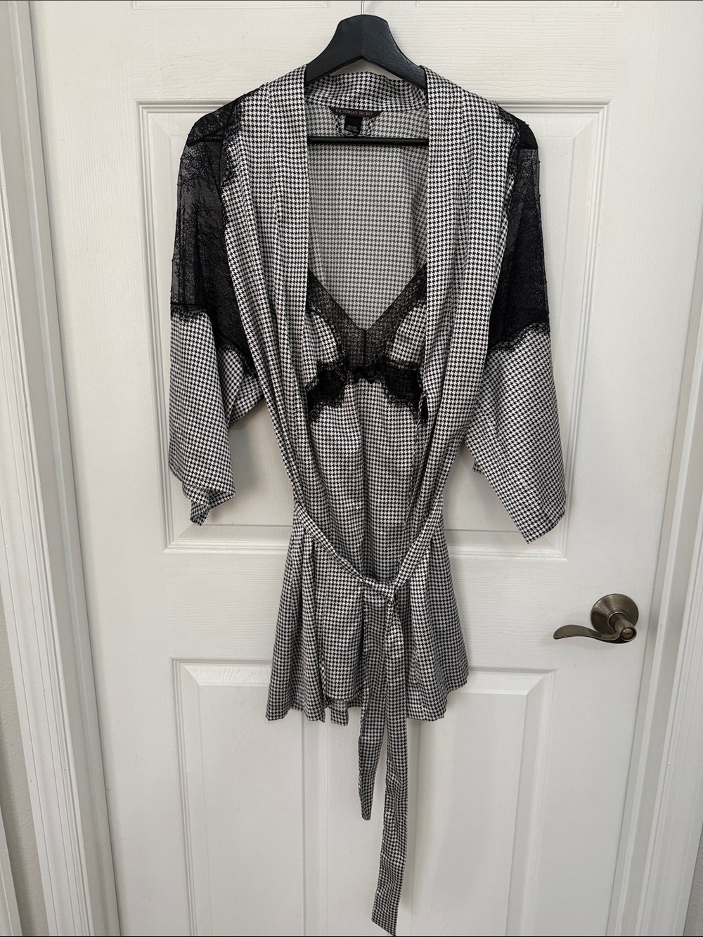 Victoria Secret women’s Gingham Robe with Lace Trim and matching teddy slip